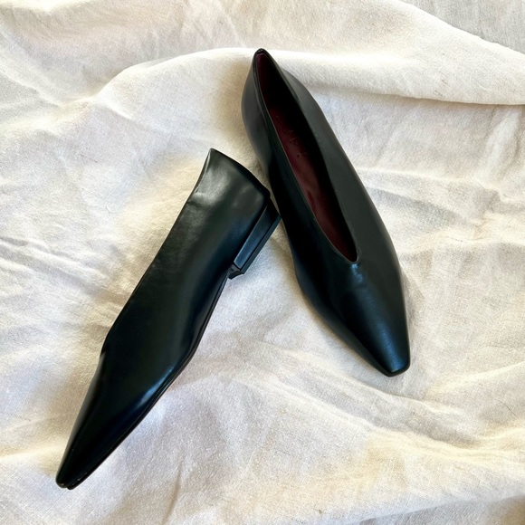 Point Toe Leather Flats - Picture 5 of 9